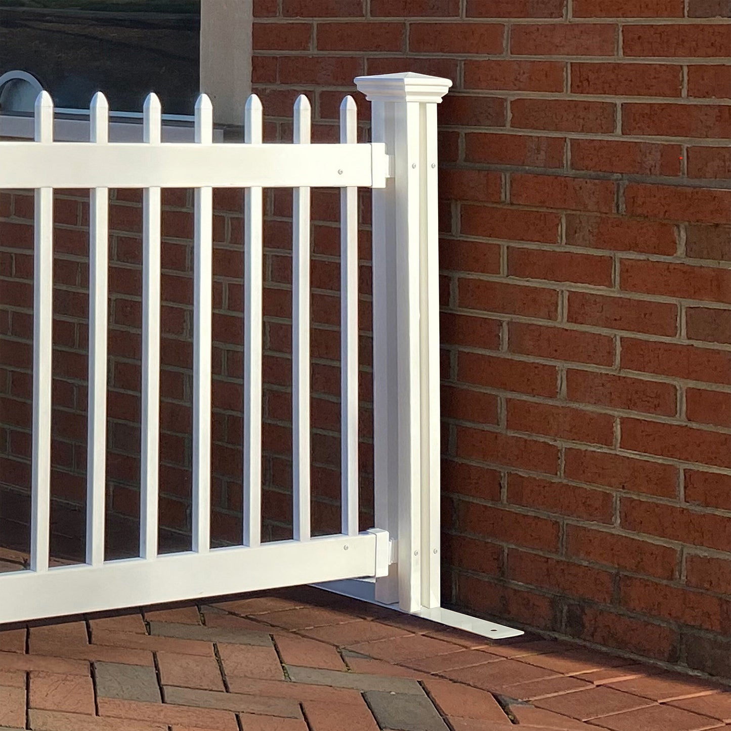 Zippity Outdoor Products Zippity 3-ft H x 4-ft W White Vinyl Square-top Fence Post No Dig (Unassembled)
