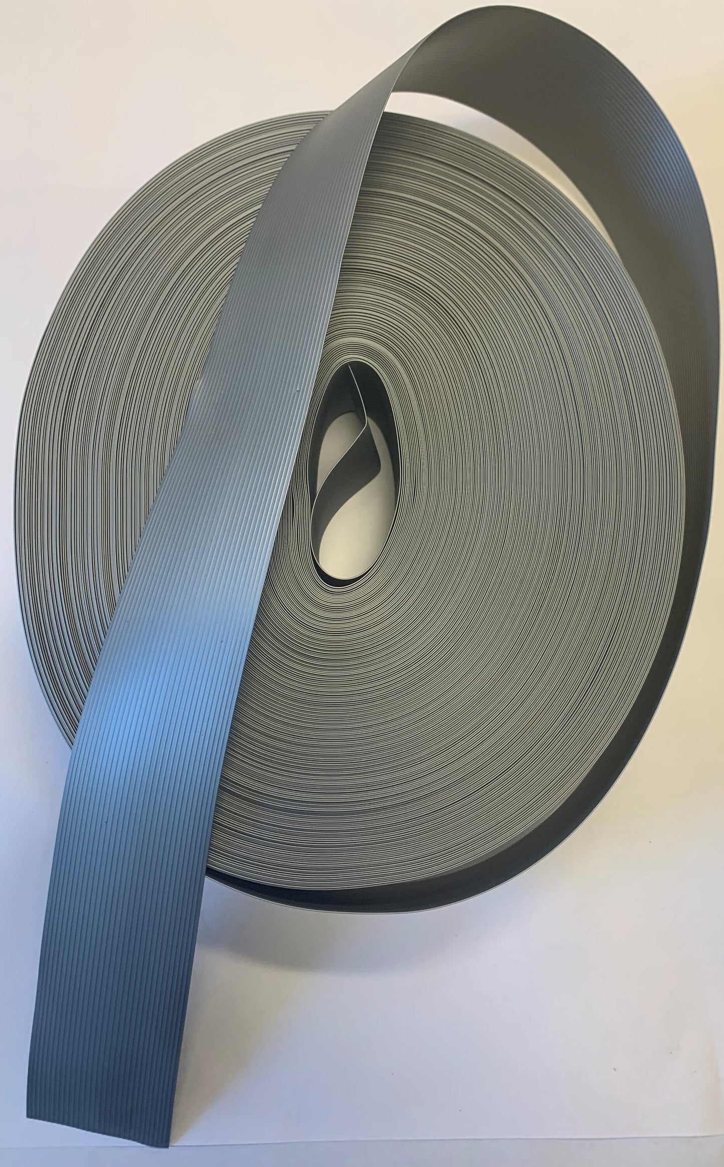 Pexco 2-in H x 250-ft W Silver Ldpe Weave Chain Link Fence Slat