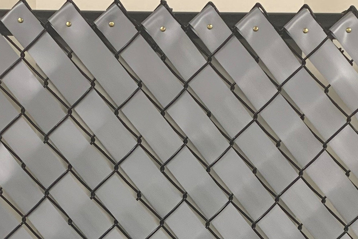 Pexco 2-in H x 250-ft W Silver Ldpe Weave Chain Link Fence Slat