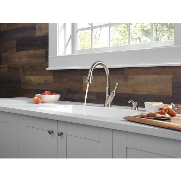 Delta Savile Stainless 1-Handle Deck-Mount Pull-Down Handle Kitchen Faucet (Deck Plate Included)