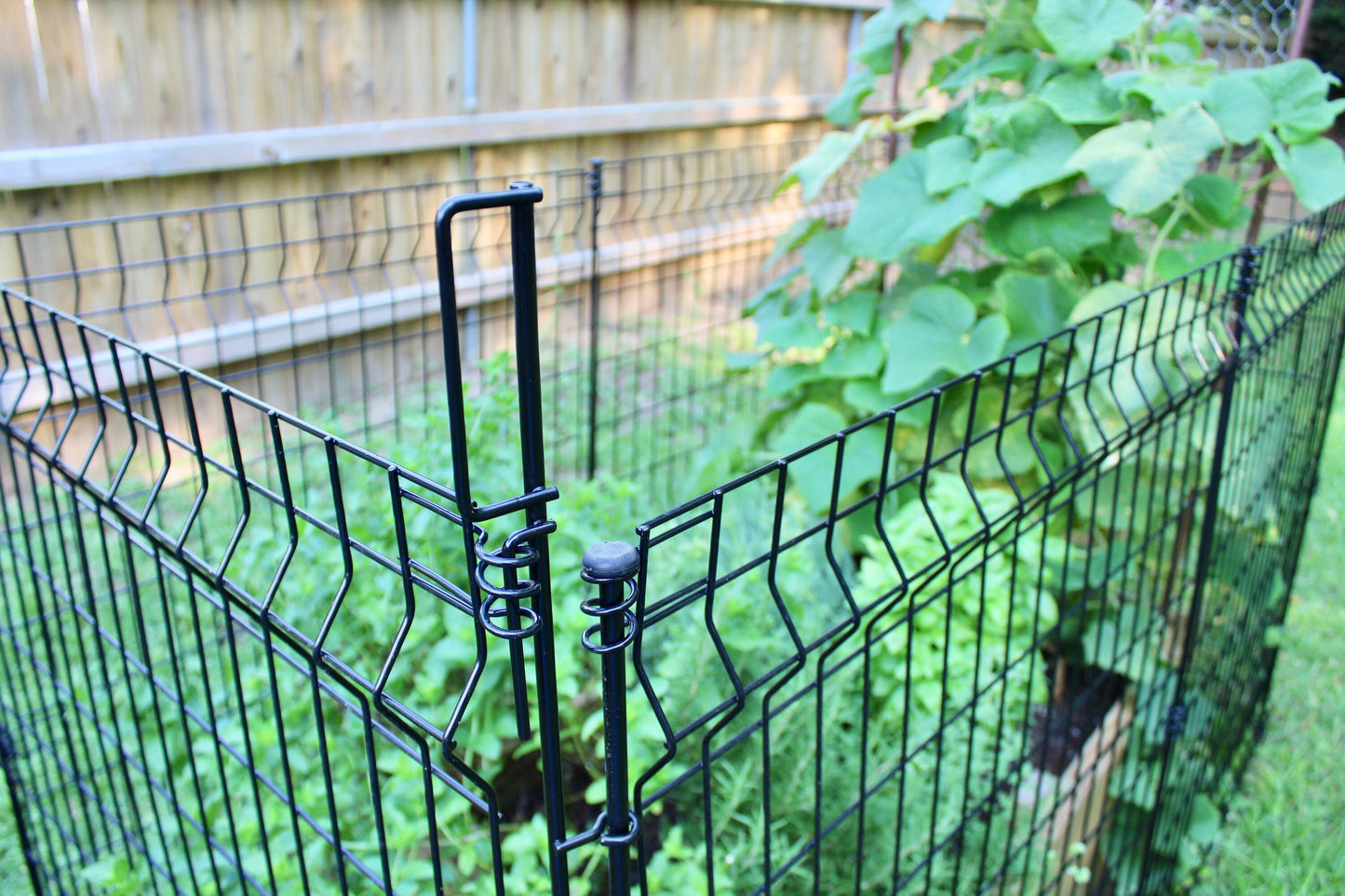 YARDLINK 4-ft H x 2-in W Black Steel Decorative Metal No Dig Garden Fence Post
