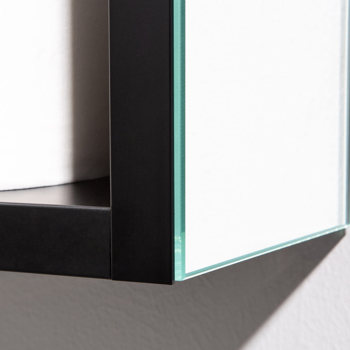 AAZJ 20-in x 26-in Surface/Recessed Mount Polished Mirrored Soft Close Medicine Cabinet