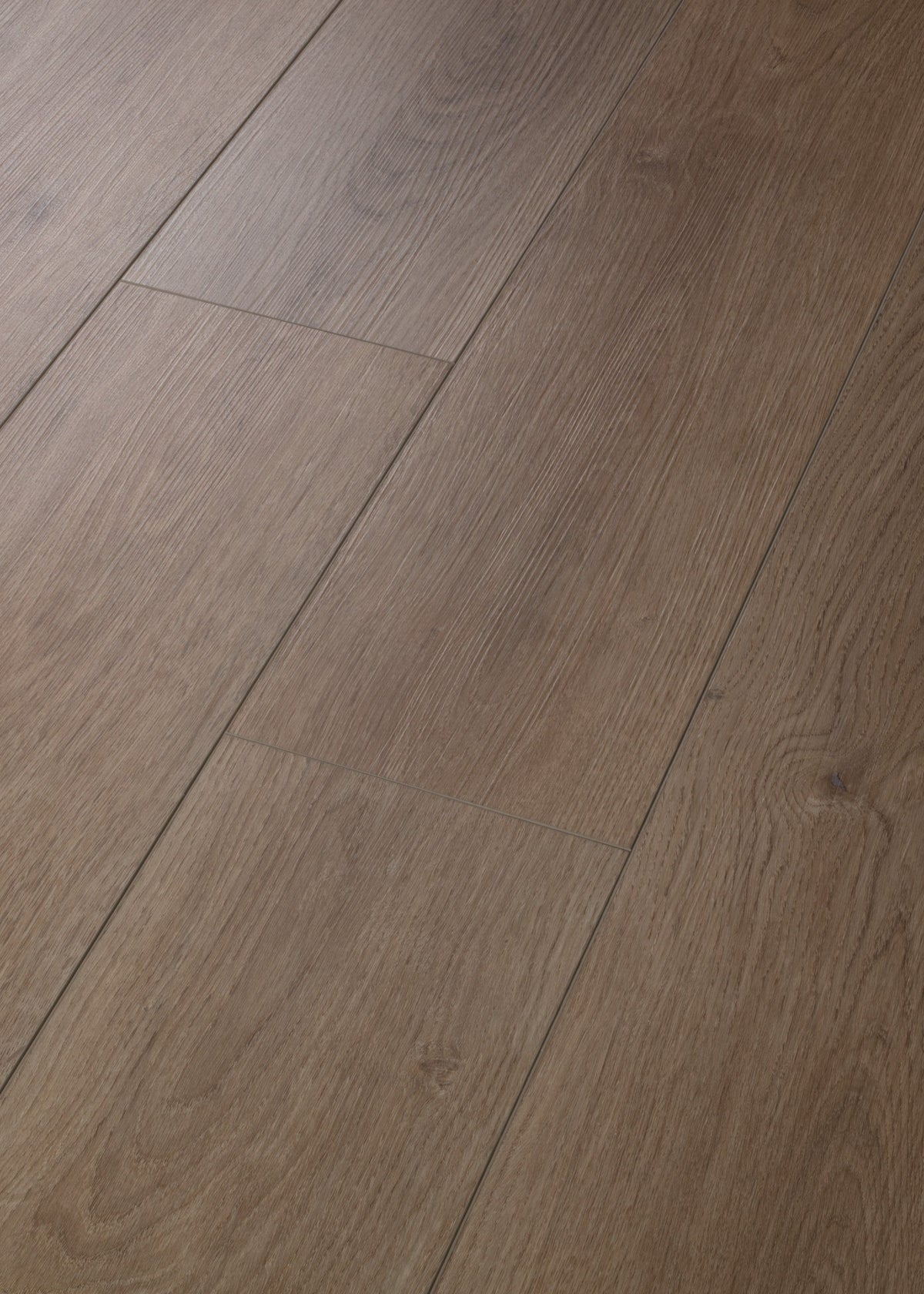 Shaw Brillance Plus Chateau Oak Brown 12-mil x 7-in W x 48-in L Waterproof Interlocking Luxury Vinyl Plank Flooring (23.64-sq ft/ Carton)