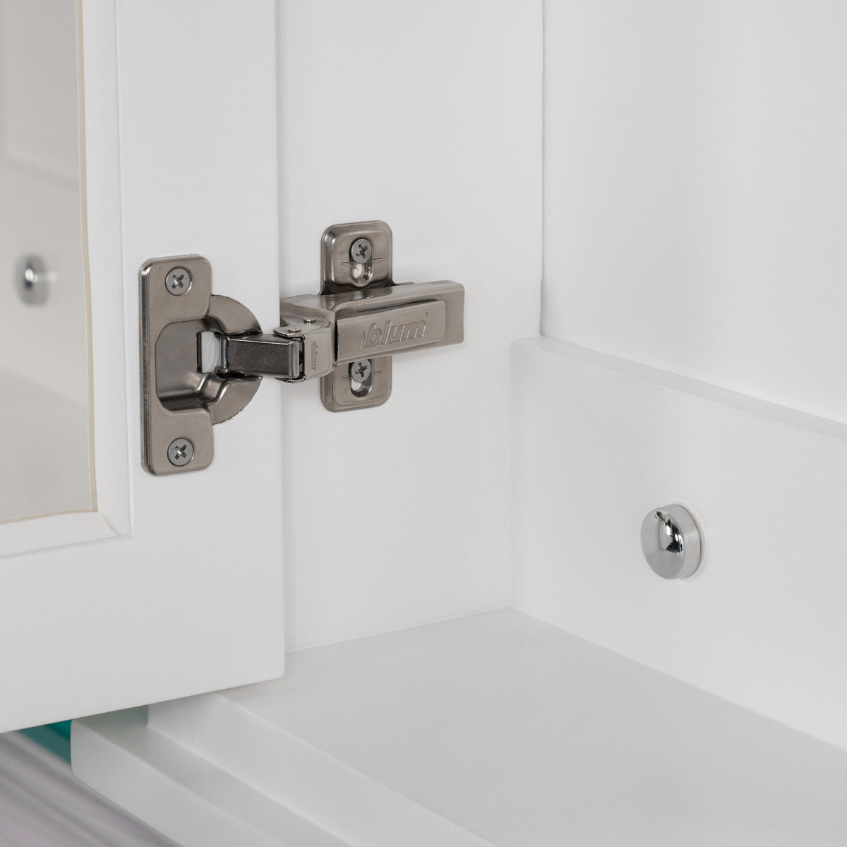 WELLFOR GRACE Solid Wood 24-in x 30-in Surface Mount White Mirrored Soft Close Medicine Cabinet