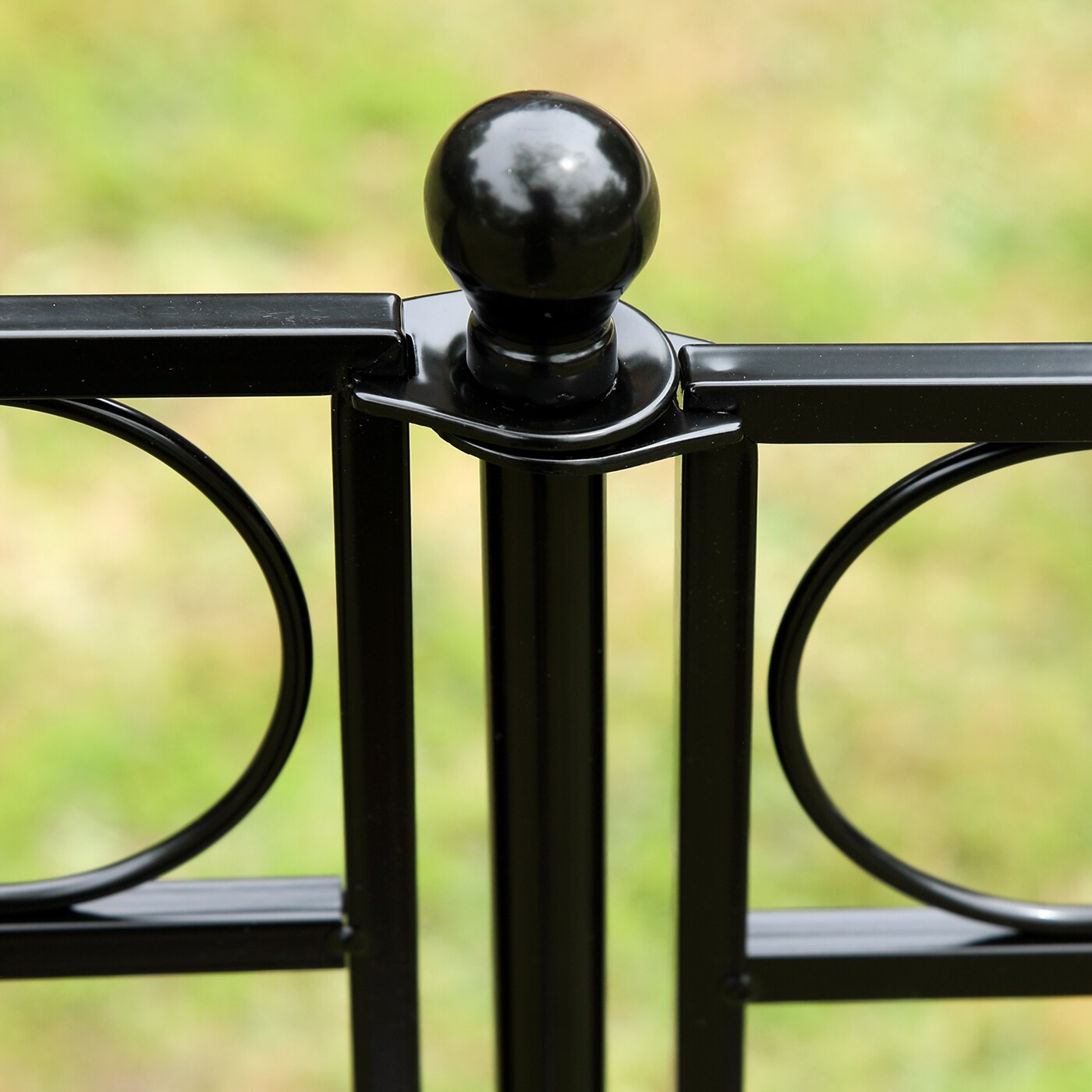 YARDLINK Grand Ambrose 3-ft H x 4-ft W Powder Coated Galvanized Steel Decorative Metal Flat-top No Dig Decorative Fence Panel
