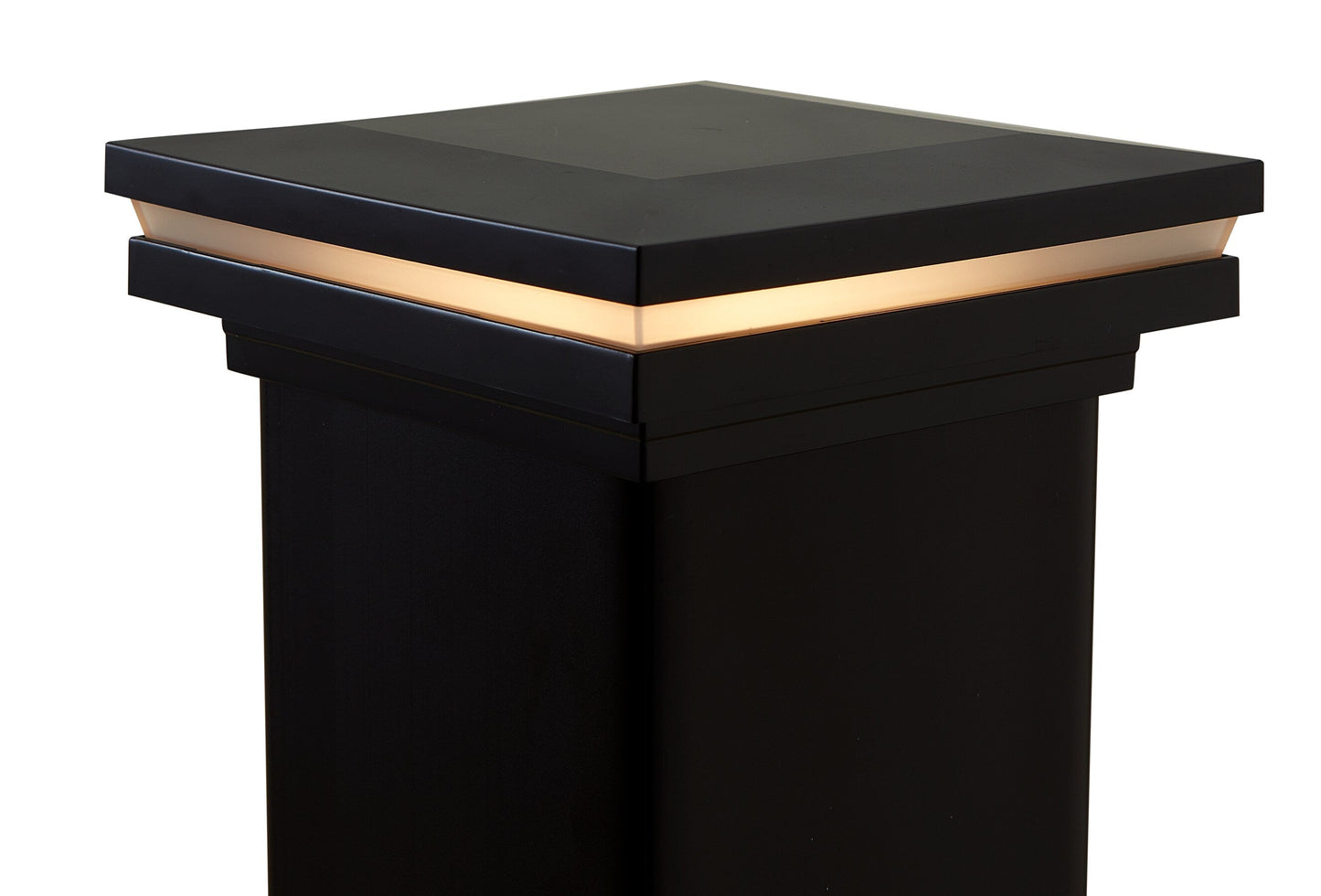Fiberon 4-in x 4-in 25-Lumen 0.3-Watt Obsidian Low Voltage Hardwired LED Outdoor Post Cap Light (3000)