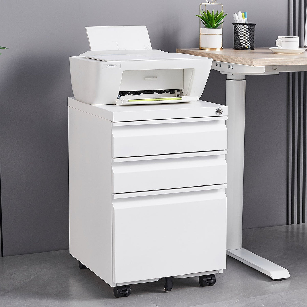 Mondawe Modern 3-Drawer Vertical File Cabinet, 17.32  14.57  23.63in Metal Filing Cabinet with Lock, White