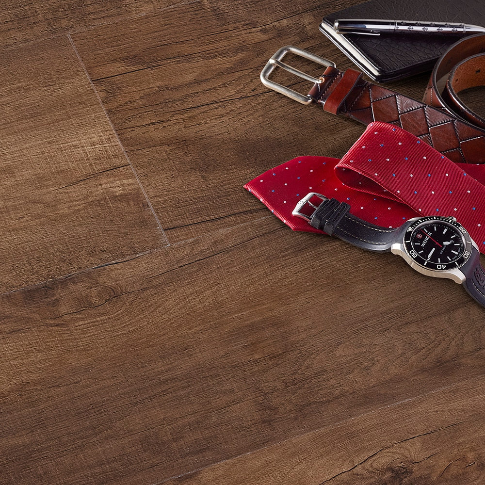 Pergo DuraCraft Marsala Oak XL Brown Waterproof Vinyl Plank