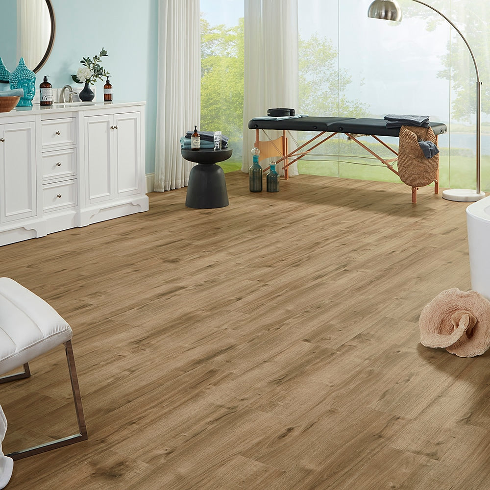 Pergo DuraCraft Berlin Oak 22-mil Waterproof Luxury Vinyl Plank