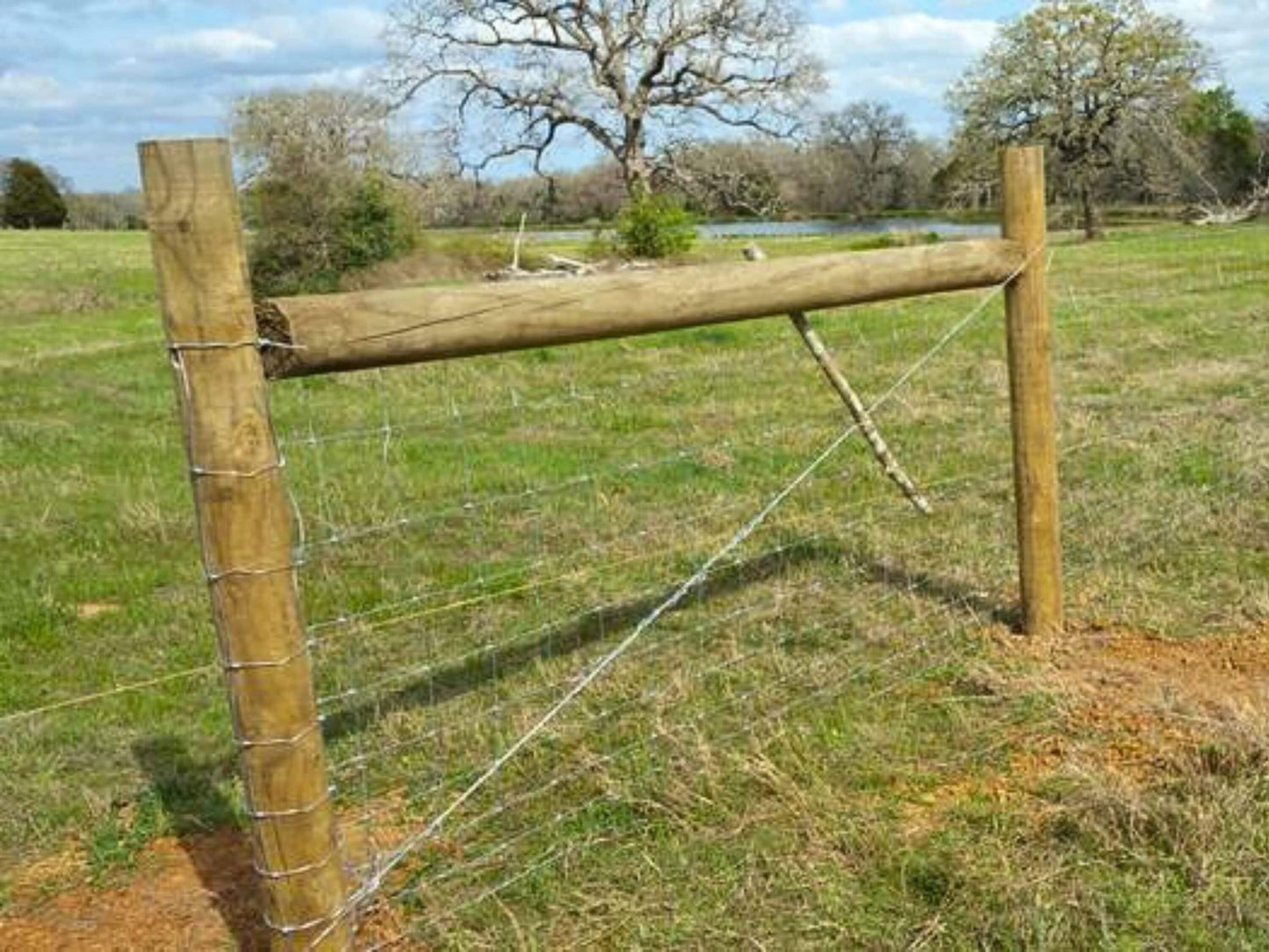 Severe Weather 4-1/2-in x 8-ft Pressure Treated Hem-fir Round Universal Wood Fence Post