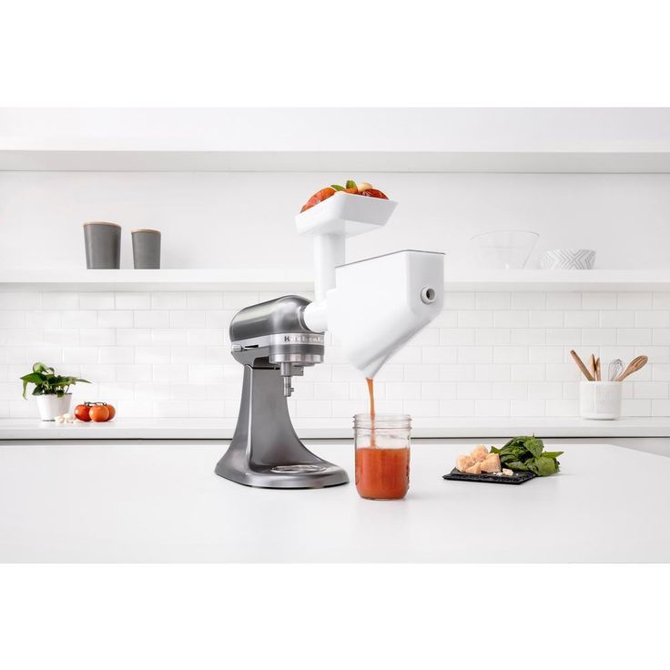Slicer/Shredder and Grinder/Strainer Attachment Pack