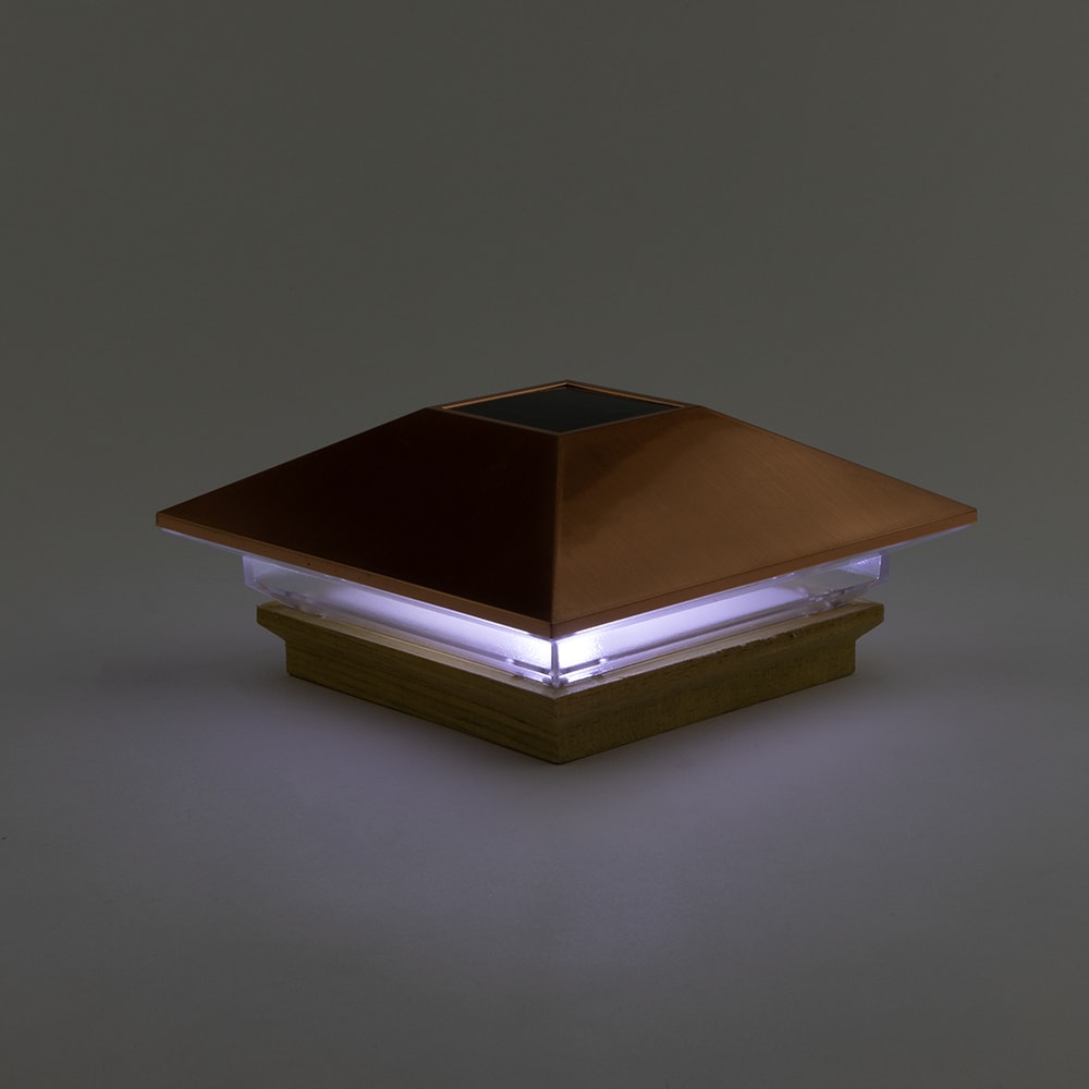 Deckorators 4-in x 4-in 5-Lumen 1-Watt Copper Battery-operated LED Outdoor Post Cap Light (6500 K)