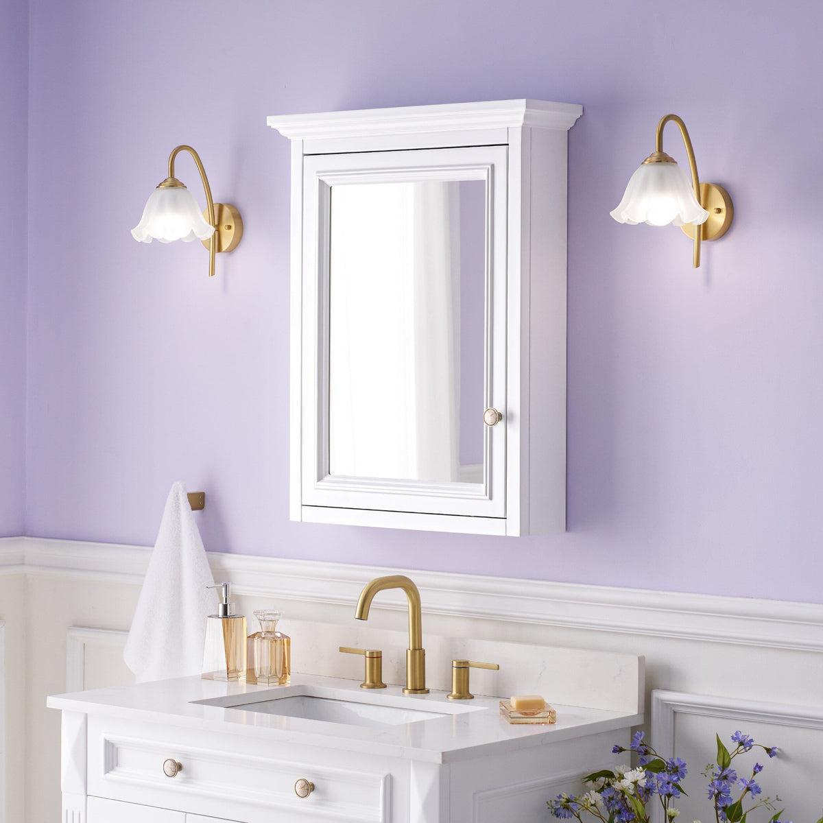 WELLFOR GRACE Solid Wood 24-in x 30-in Surface Mount White Mirrored Soft Close Medicine Cabinet