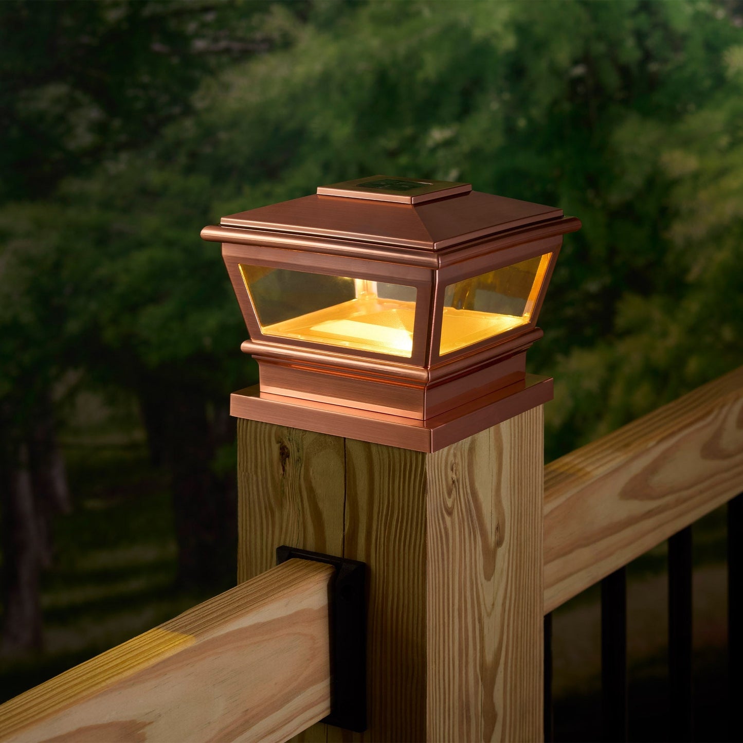 RELIABILT 4-in x 4-in 5-Lumen Copper Solar LED Outdoor Post Cap Light (5000 K)