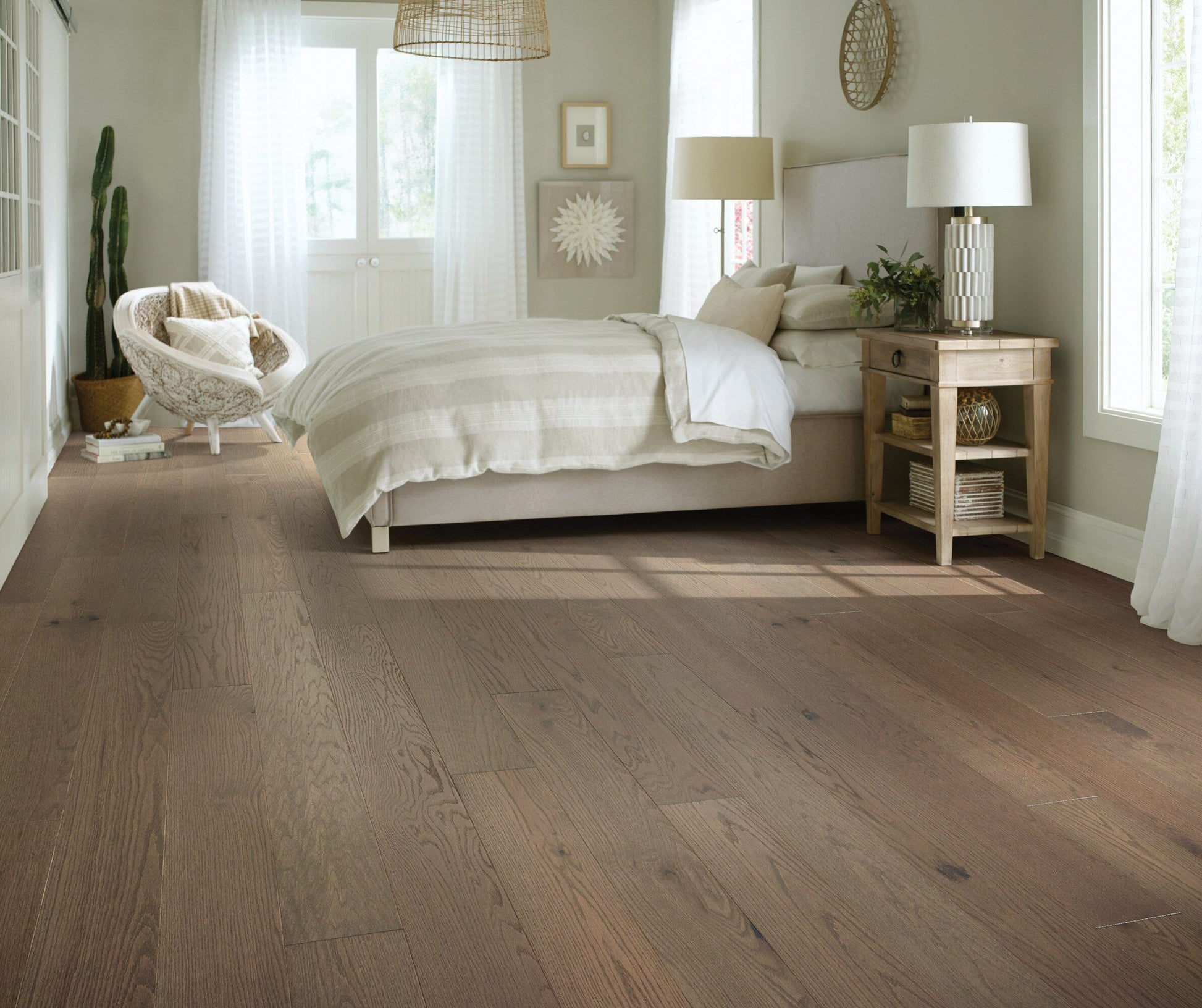 Shaw Oak Kenver hardwood flooring — installed room view