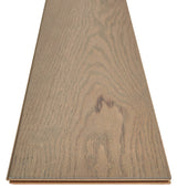 Shaw Oak Kelby hardwood flooring — detail view