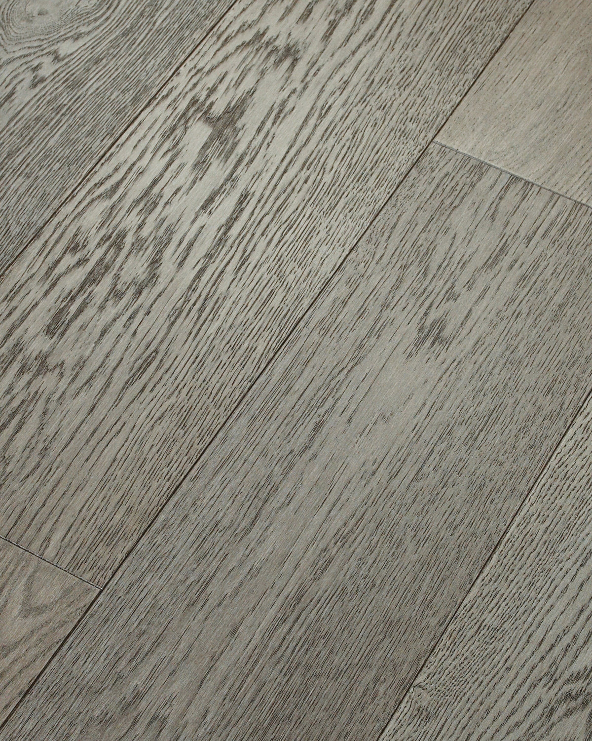 Shaw White oak Maltese Cross hardwood flooring — carton and plank detail