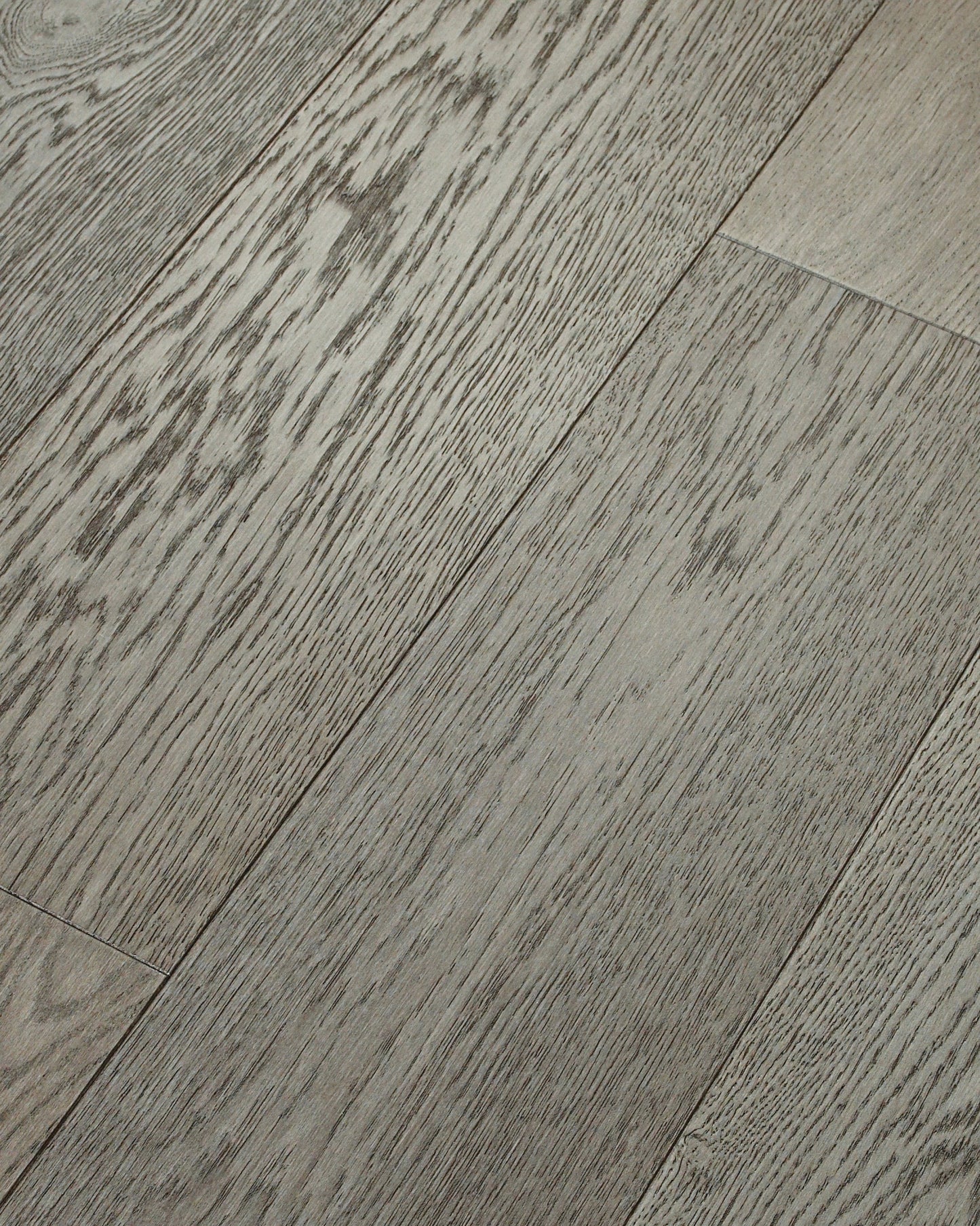Shaw White oak Maltese Cross hardwood flooring — carton and plank detail