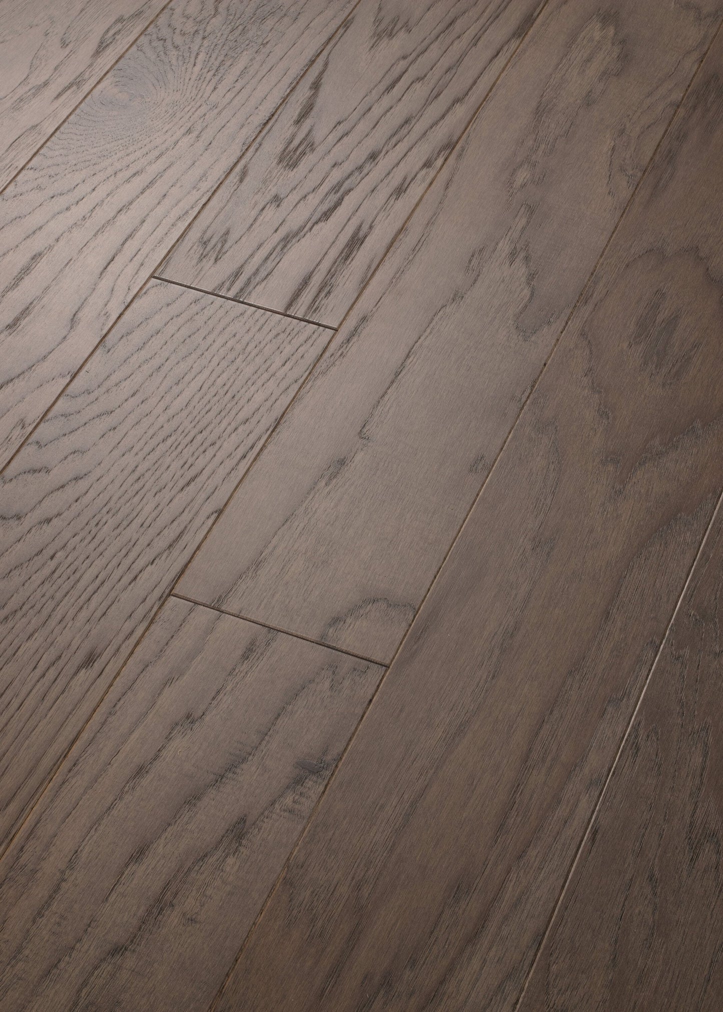Shaw Hickory Wild Oak hardwood flooring — color and finish detail