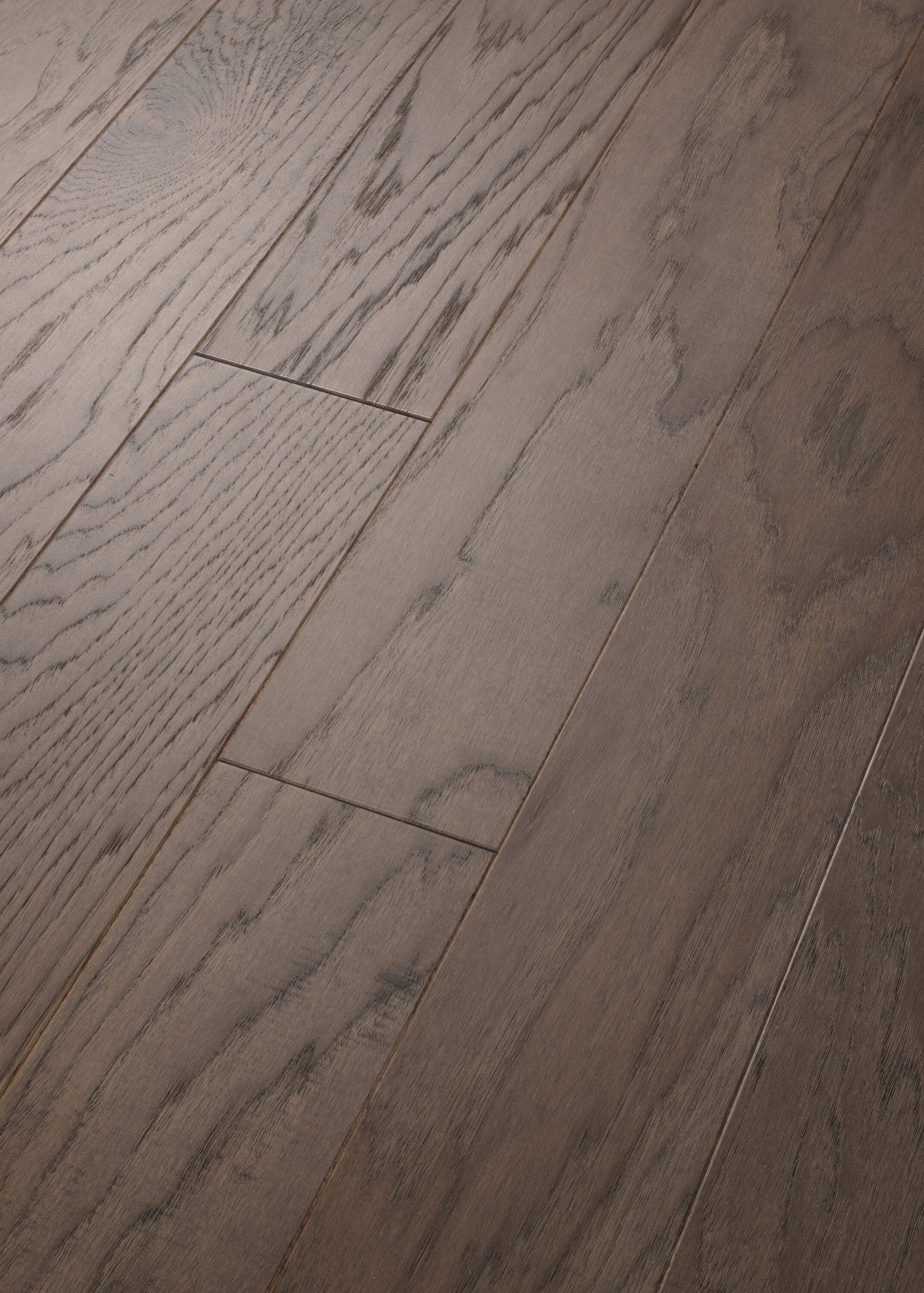 Shaw Hickory Wild Oak hardwood flooring — color and finish detail