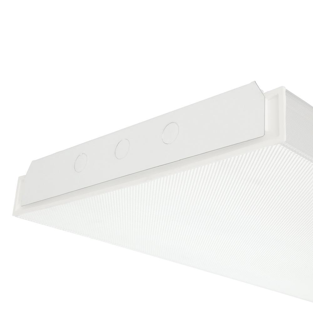 4-Light 4 ft. White Wraparound Light - Super Arbor