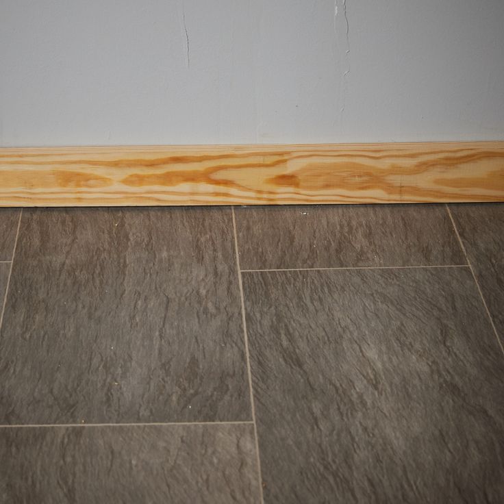 (Common: 1-in x 4-in x 12-ft; Actual: 0.75-in x 3.5-in x 12-ft) Southern Yellow Pine Board