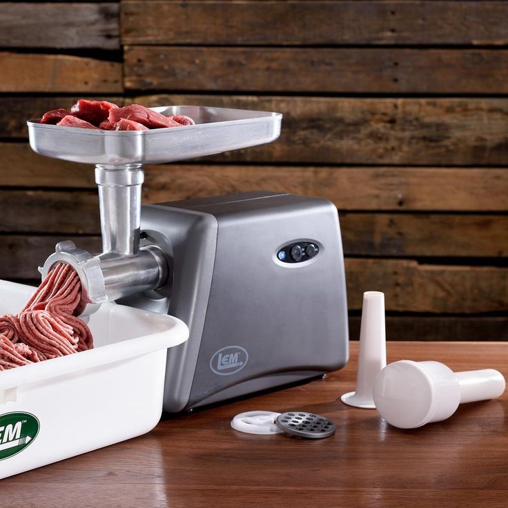 No. 8 575 W Matte Black Meat Grinder