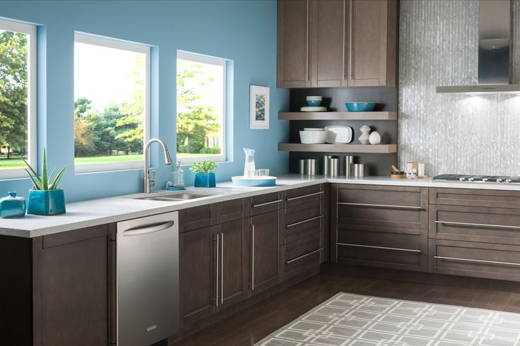 Moen Delaney with MotionSense Spot Resist Stainless 1-Handle Pull-Down Kitchen Faucet (Deck Plate Included)