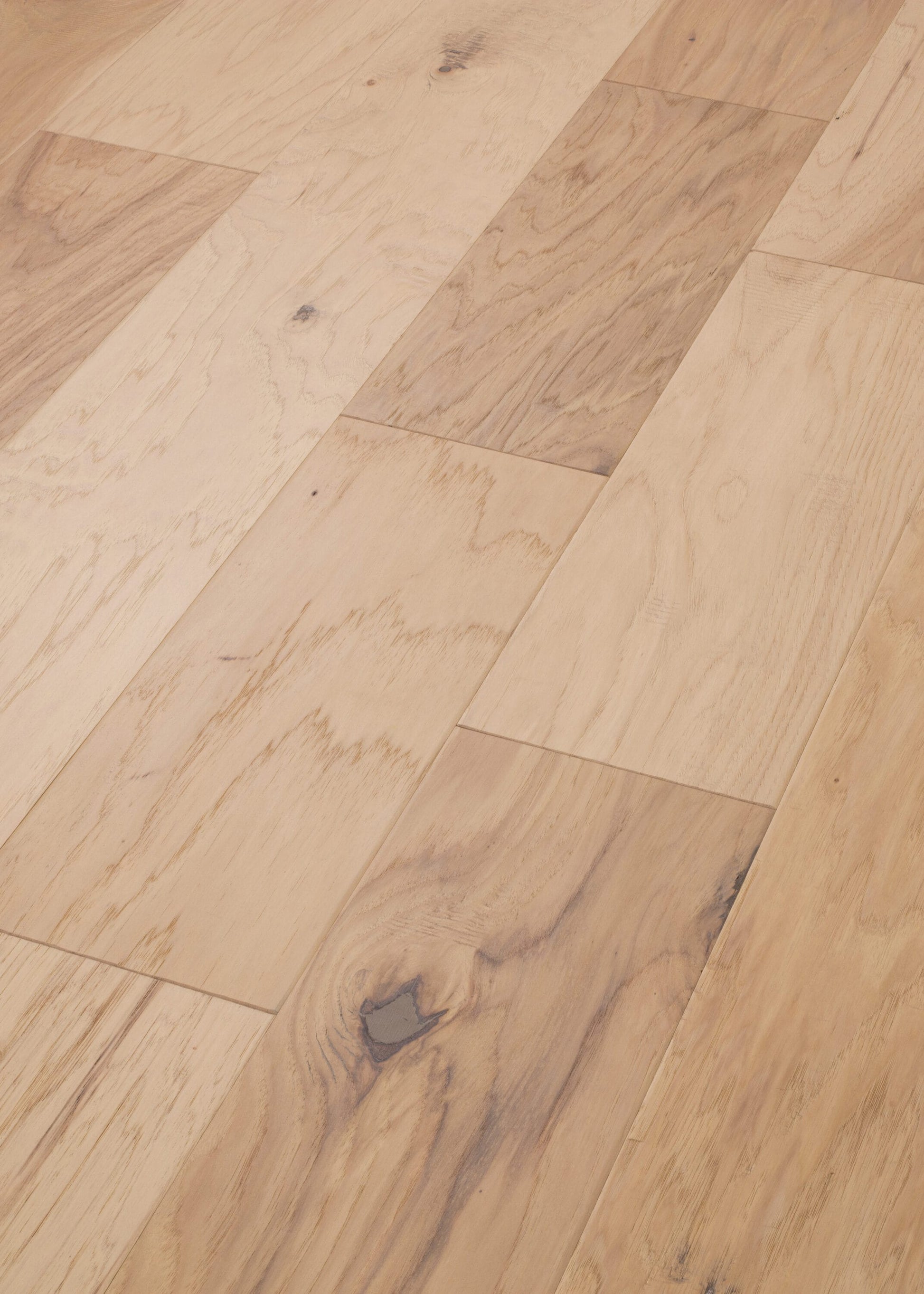 Shaw Hickory Williams hardwood flooring — color and finish detail
