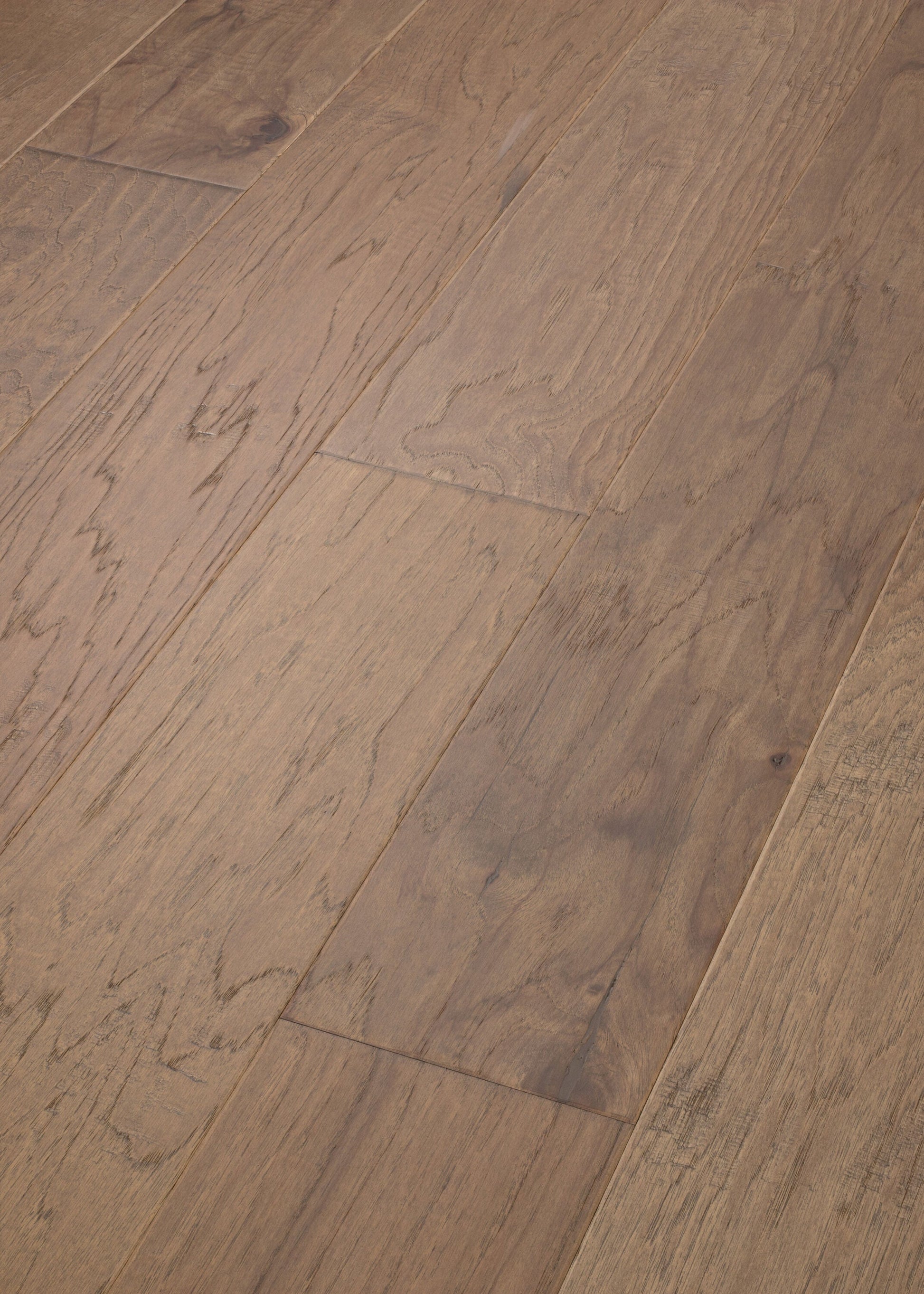 Shaw Hickory Jennings hardwood flooring — color and finish detail