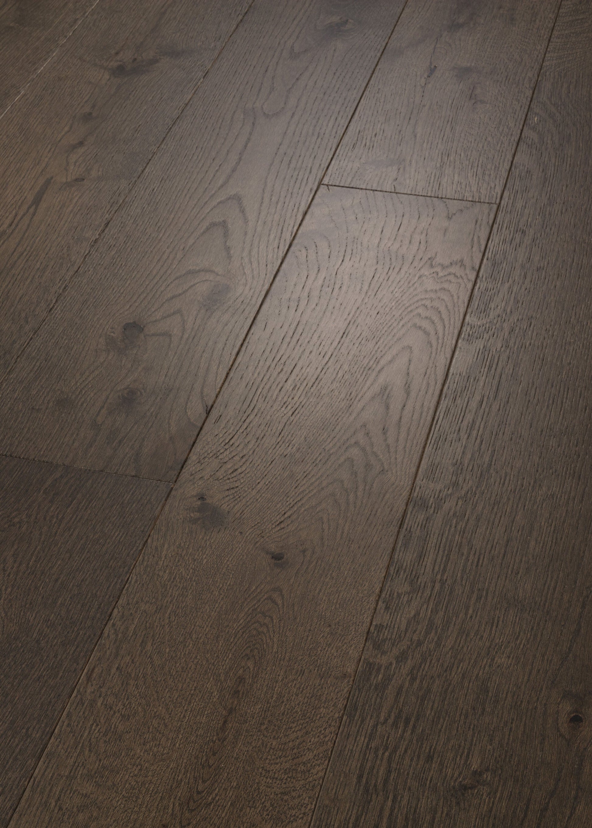 Shaw White oak Hillside hardwood flooring — color and finish detail