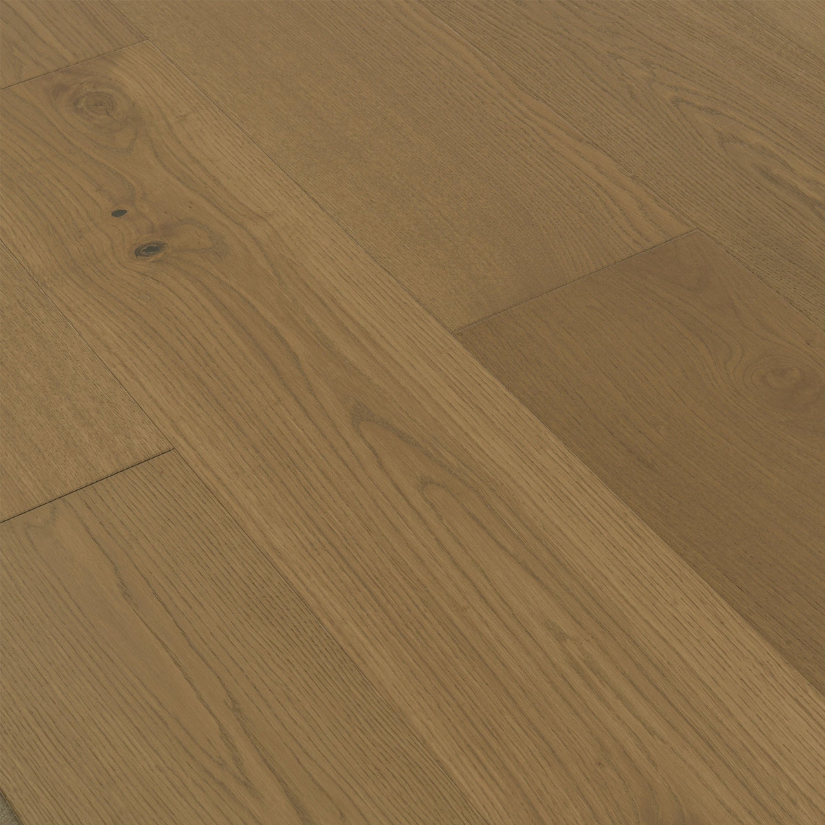 Element Flooring European white oak Logan hardwood flooring — carton and plank detail