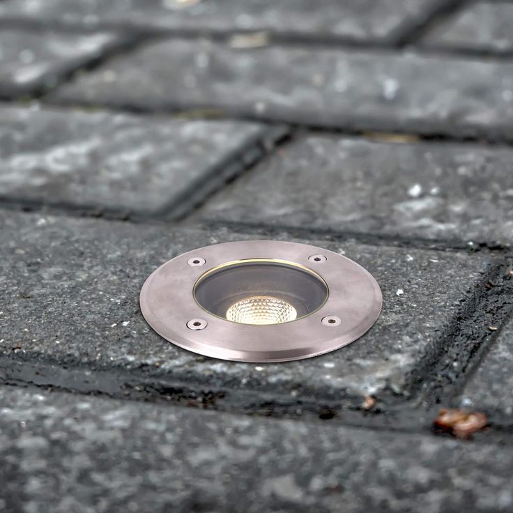 5-Watt Stainless Steel Outdoor Integrated LED 3000K In-Ground Landscape Path Light