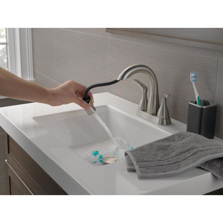 Broadmoor 4 in. Centerset 2-Handle Pull-Down Spout Bathroom Faucet in SpotShield Brushed Nickel