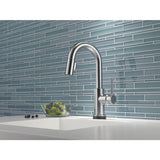 Delta Trinsic Touch2O Arctic Stainless 1-Handle Deck-Mount Pull-Down Touch Kitchen Faucet