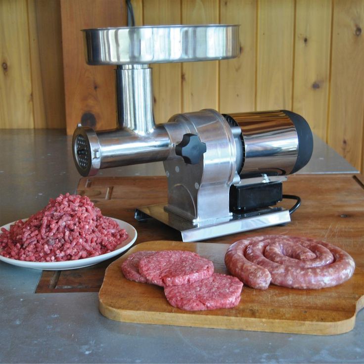 Butcher Series #12 0.75 HP Electric Meat Grinder with Sausage Stuffing Kit