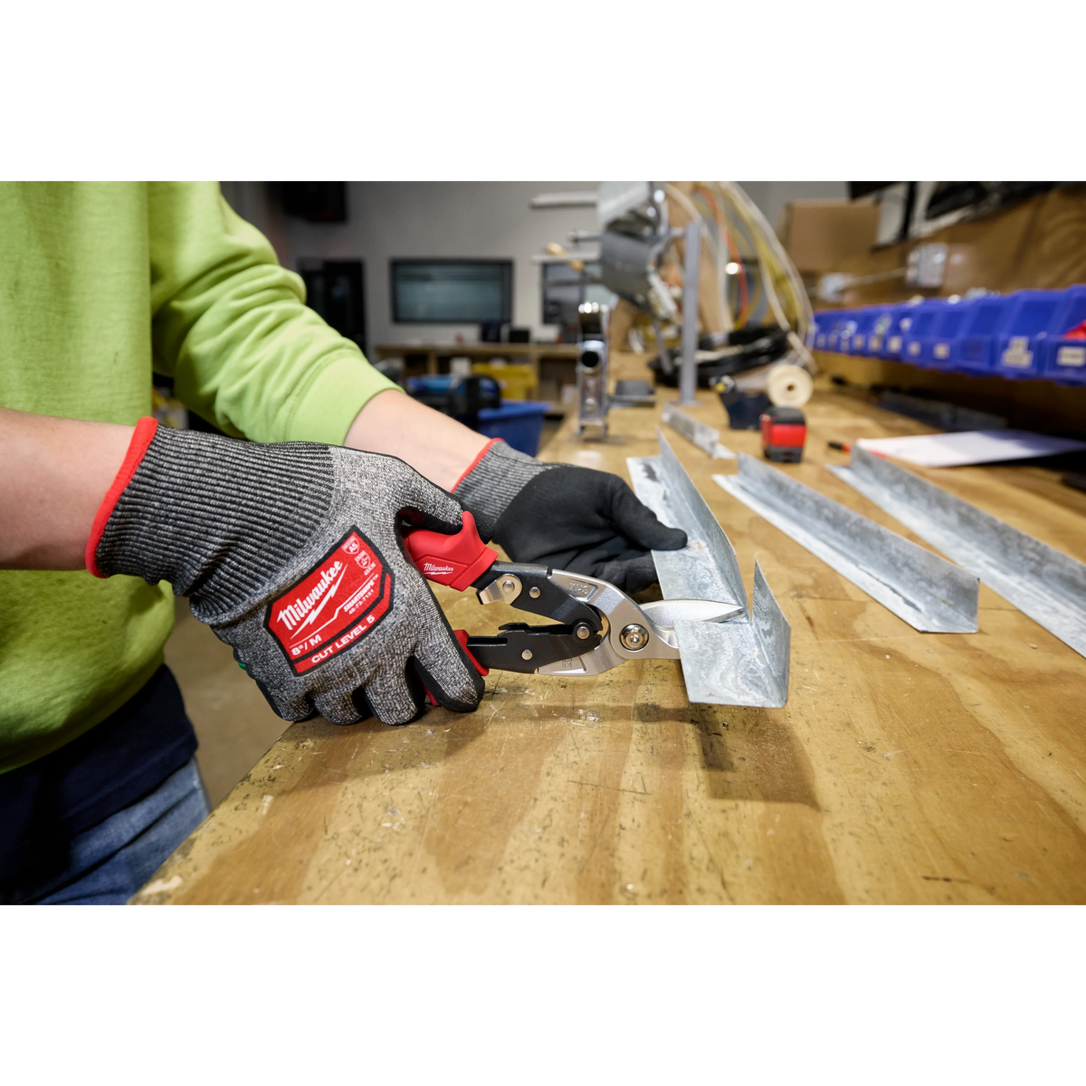 Milwaukee 10 in. Right-Cut Aviation Snips, Forged Steel Blades, Model 48-22-4550