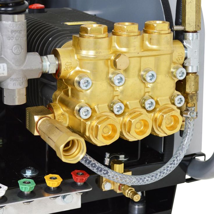 Simpson SIMPSON Water Shotgun WS5050H 5000 PSI at 5.0 GPM HONDA GX630 Cold Water Pressure Washer