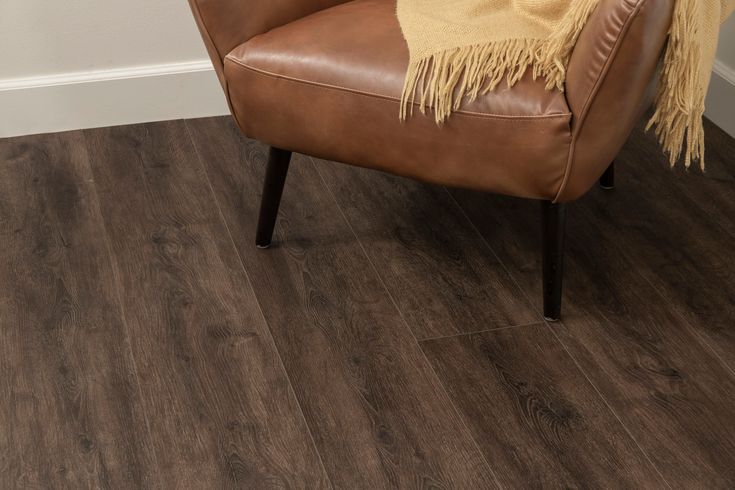 CALI Longboards Offshore Oak Brown 20-mil x 9-in W x 70-in L Waterproof Interlocking Luxury Vinyl Plank Flooring (26.62-sq ft/ Carton)