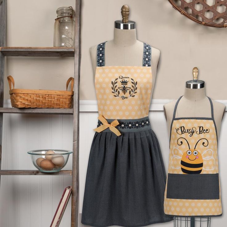 Queen Bee Yellow Cotton Hostess and Child Apron Set