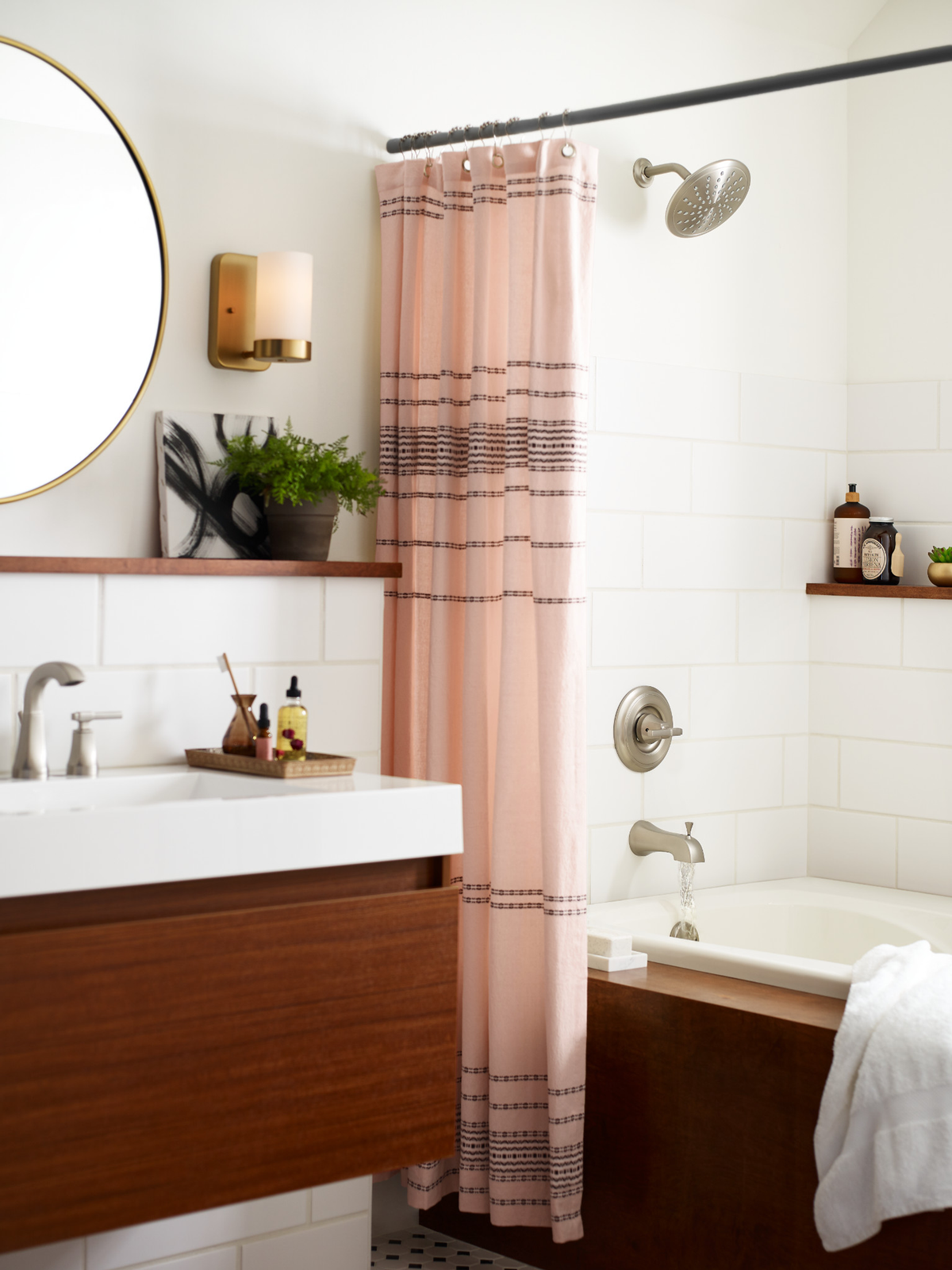 Moen Ayda Single-Handle 1-Spray Tub and Shower Faucet, Spot Resist Brushed Nickel, Valve Included (82758SRN)