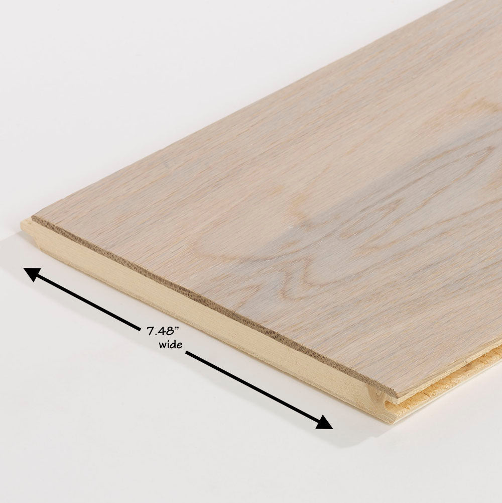 Solidfloor Oak Arctic hardwood flooring — carton and plank detail