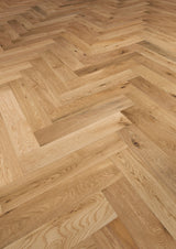 Solidfloor Oak Windsor Herringbone hardwood flooring — carton and plank detail