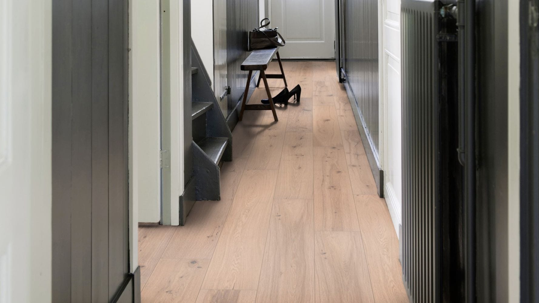 Solidfloor Oak Arctic hardwood flooring — color and finish detail