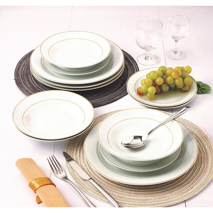 12-Piece Traditional Gold rim and white Porcelain Dinnerware Set (Service for 4)
