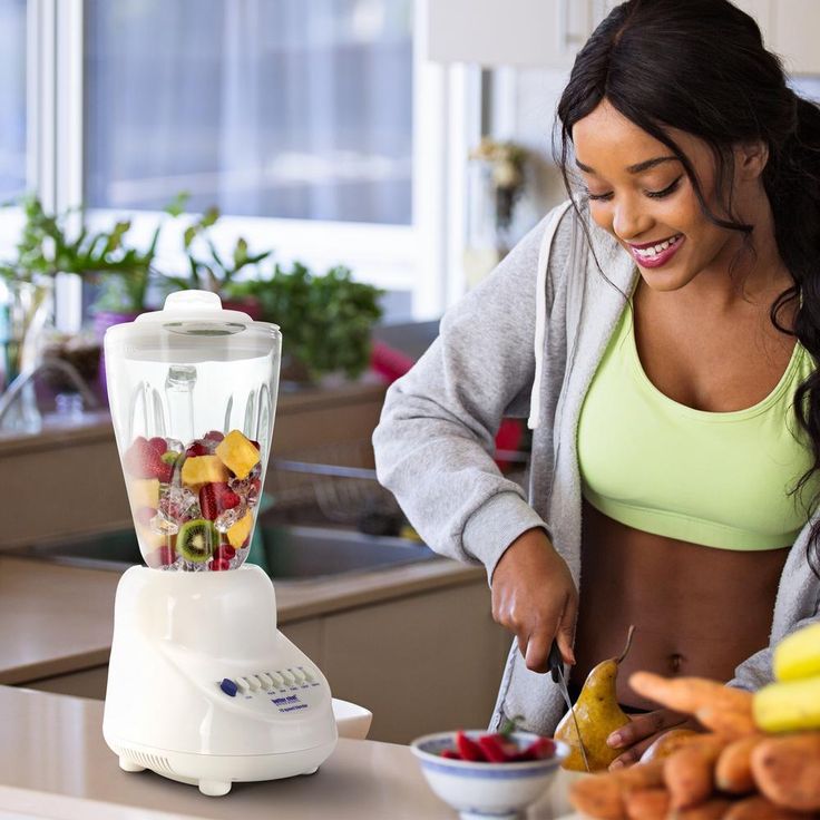 8 oz. 450-Watt 10-Speed 4 White Blender