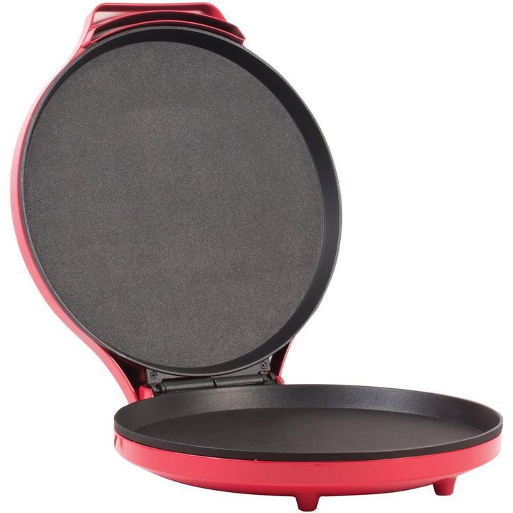 Red Pizza Maker