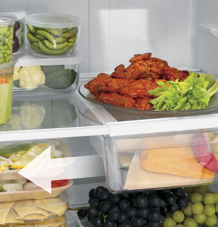 GE 17.5 cu. ft. Top Freezer Refrigerator in White