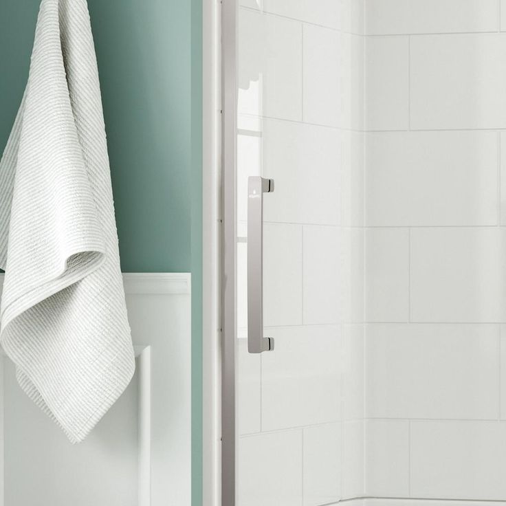 Coronado Acrylx 60 in. x 30 in. Single Threshold Right Drain Shower Kit in White with Bench with Door in Chrome