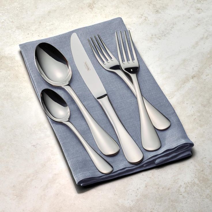 Classic 20-Piece 18/10 Stainless Steel Flatware Set